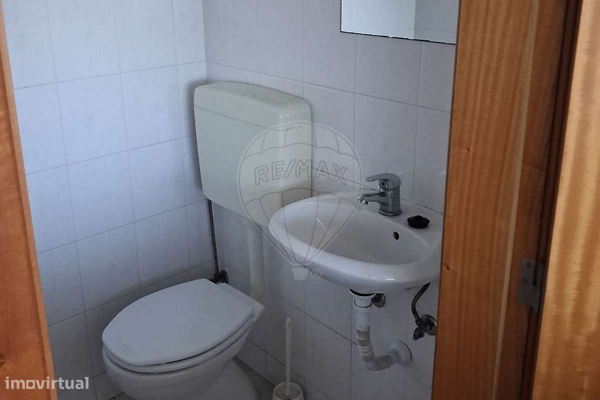 Armazém  para arrendamento - Grande imagem: 2/17