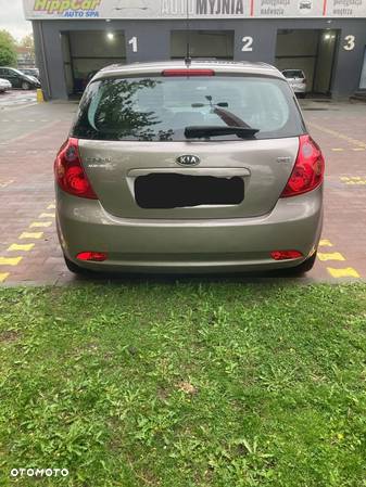 Kia Ceed - 3