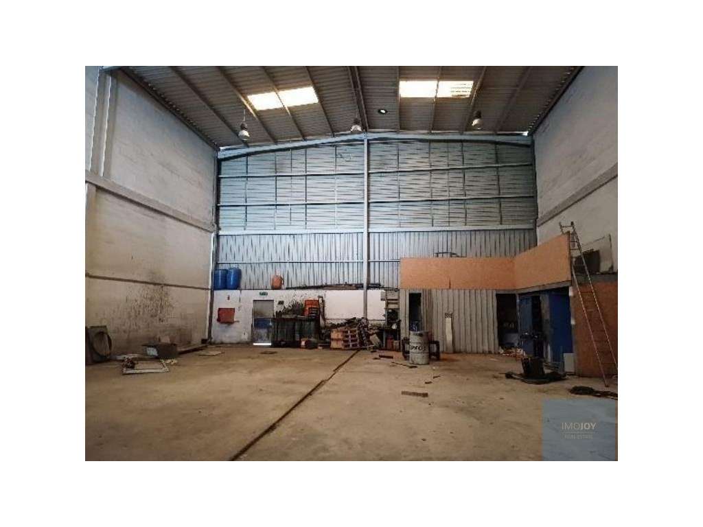 Armazém Industrial em Condomínio na Zona de Alverca - Grande imagem: 4/25