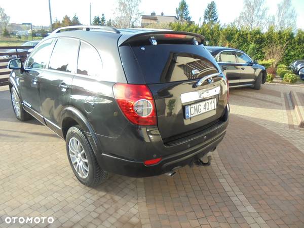 Chevrolet Captiva 2.0 4WD 7 Sitzer Automatik LT Exclusive - 11