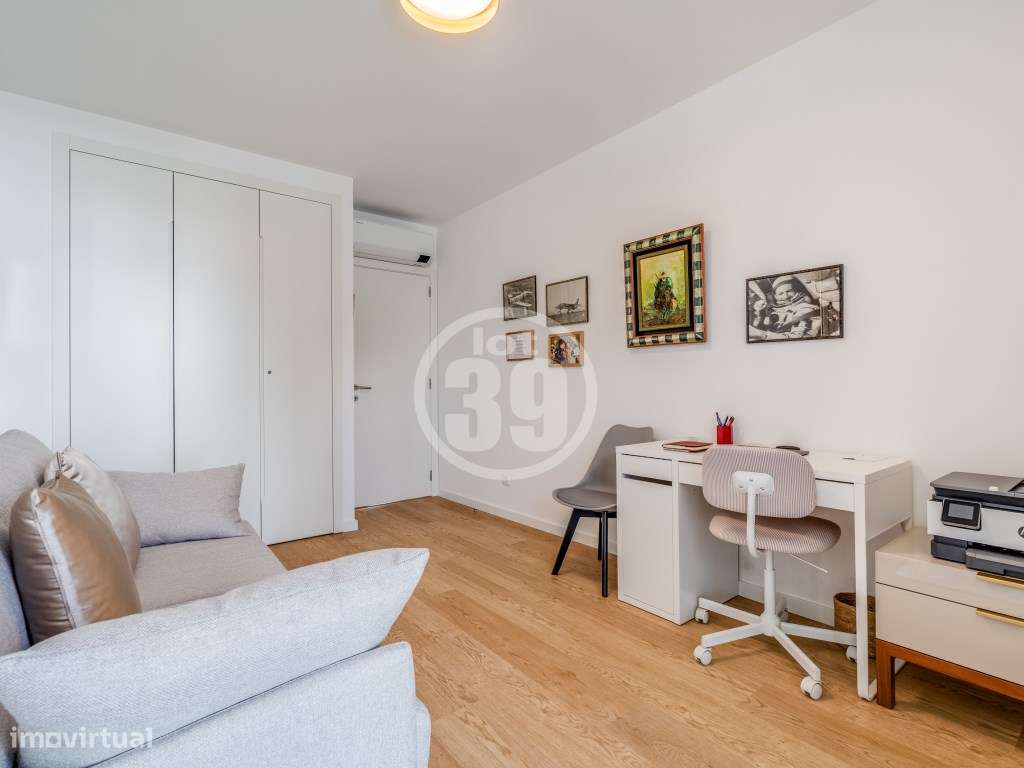 Apartamento T2 com piscina, Estacionamento Privativo, no Centro de ...-23