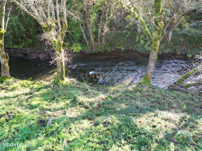 Moradia para reconstrução em Maçãs de D. Maria - Grande imagem: 5/20