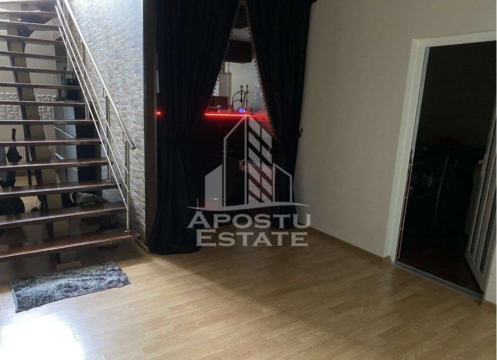 Casa individuala cu 7 camere si hala service,teren 600 mp,Dambovita - Imagine principală: 4/17