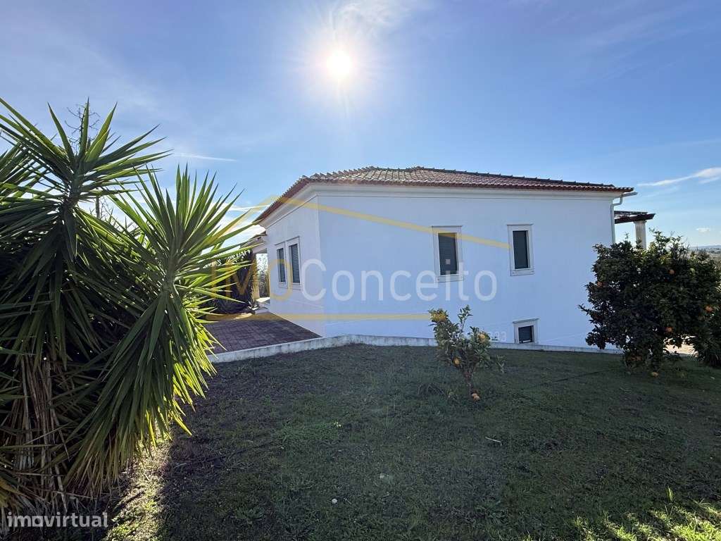 Moradia térrea para arrendamento em Achete (Santarém) - Grande imagem: 4/25