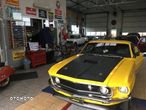 Ford Mustang - 4