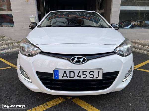 Hyundai i20 1.1 CRDi One - 2