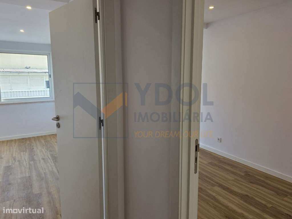 T2 Queluz - Totalmente Remodelado-4