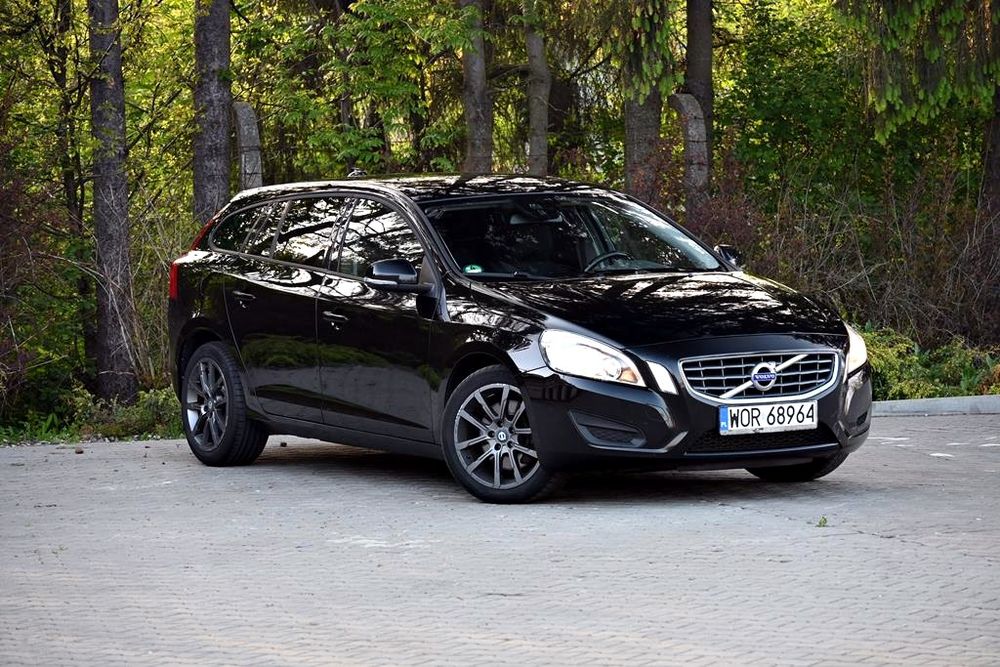 Volvo V60 I 2012