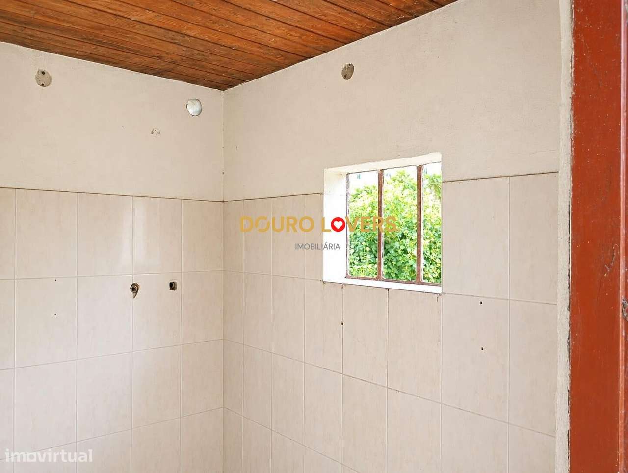 TERRENO COM 978 m2 | POTENCIAL PARA 2 MORADIAS GEMINADAS | GONDOMAR-15
