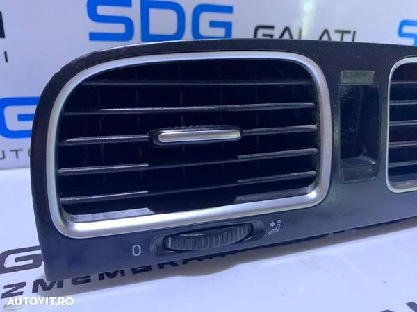 Grila / Grile Aerisire / Ventilatie Bord Centrala VW Golf 6 2008 - 2013 Cod 5K0819743E / 5K0815735D - 2