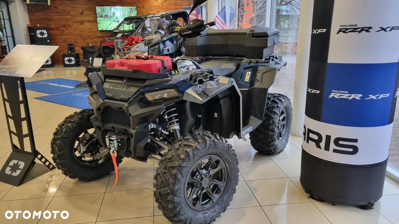 Polaris Sportsman - 1