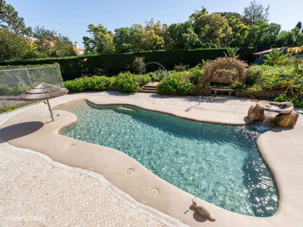 Moradia Isolada com 3 pisos, piscina, court de ténis-9