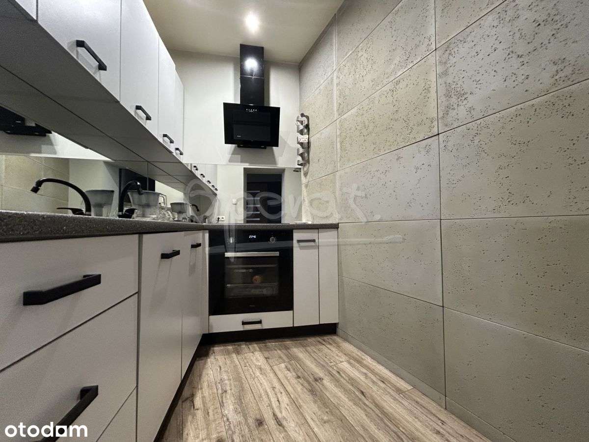 Mieszkanie w stylowej kamienicy w centrum-8