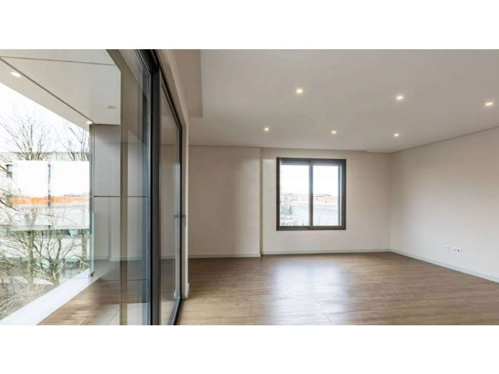 Apartamento T3 na Boavista - Grande imagem: 3/11