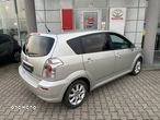 Toyota Corolla Verso - 5