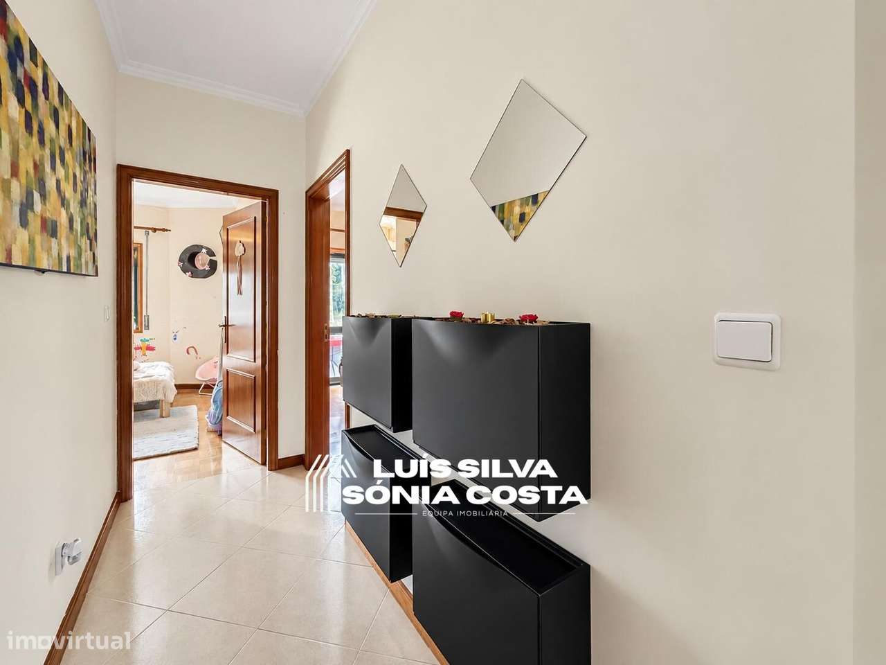 Apartamento T2+1 c/ Garagem Fechada & Duas Varandas | Santa Maria...-17