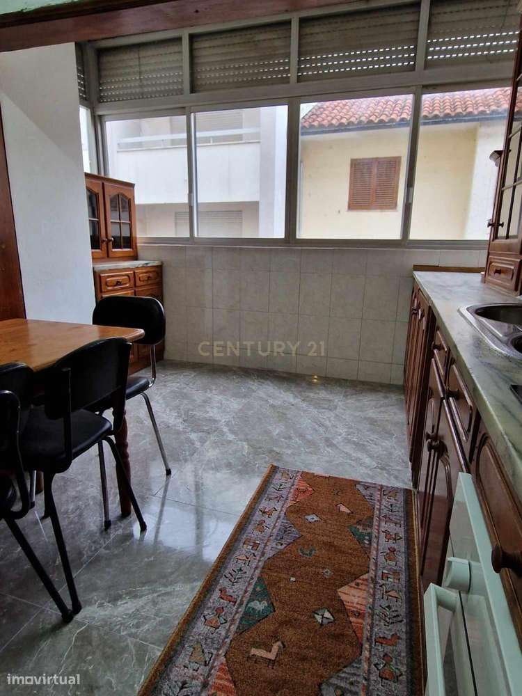 Apartamento T2 em Bragança, Sé Santa Maria e Meixedo - Grande imagem: 3/12