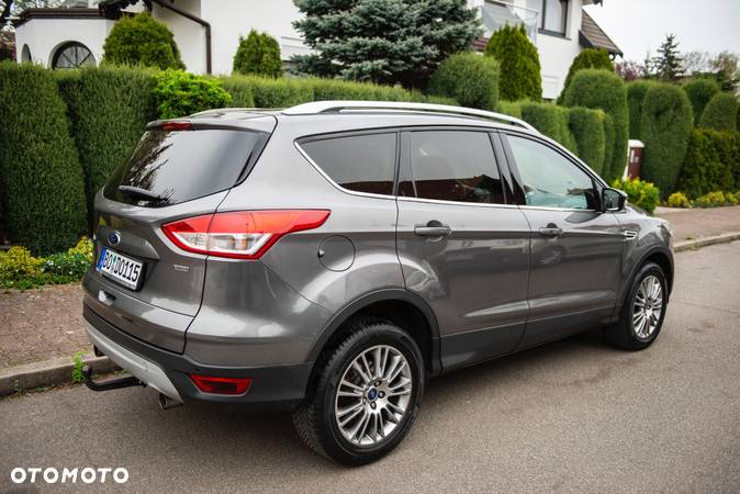 Ford Kuga 1.6 EcoBoost 2x4 Titanium - 12