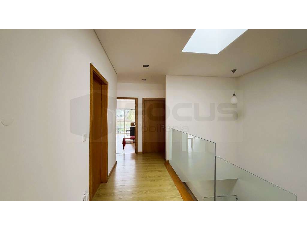 Moderna Moradia T4 - Aveiro-13