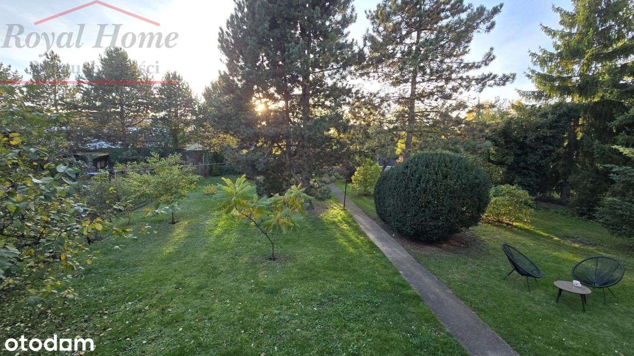 Przestronny, b. ładny, wolnostojący dom na Zaciszu-4