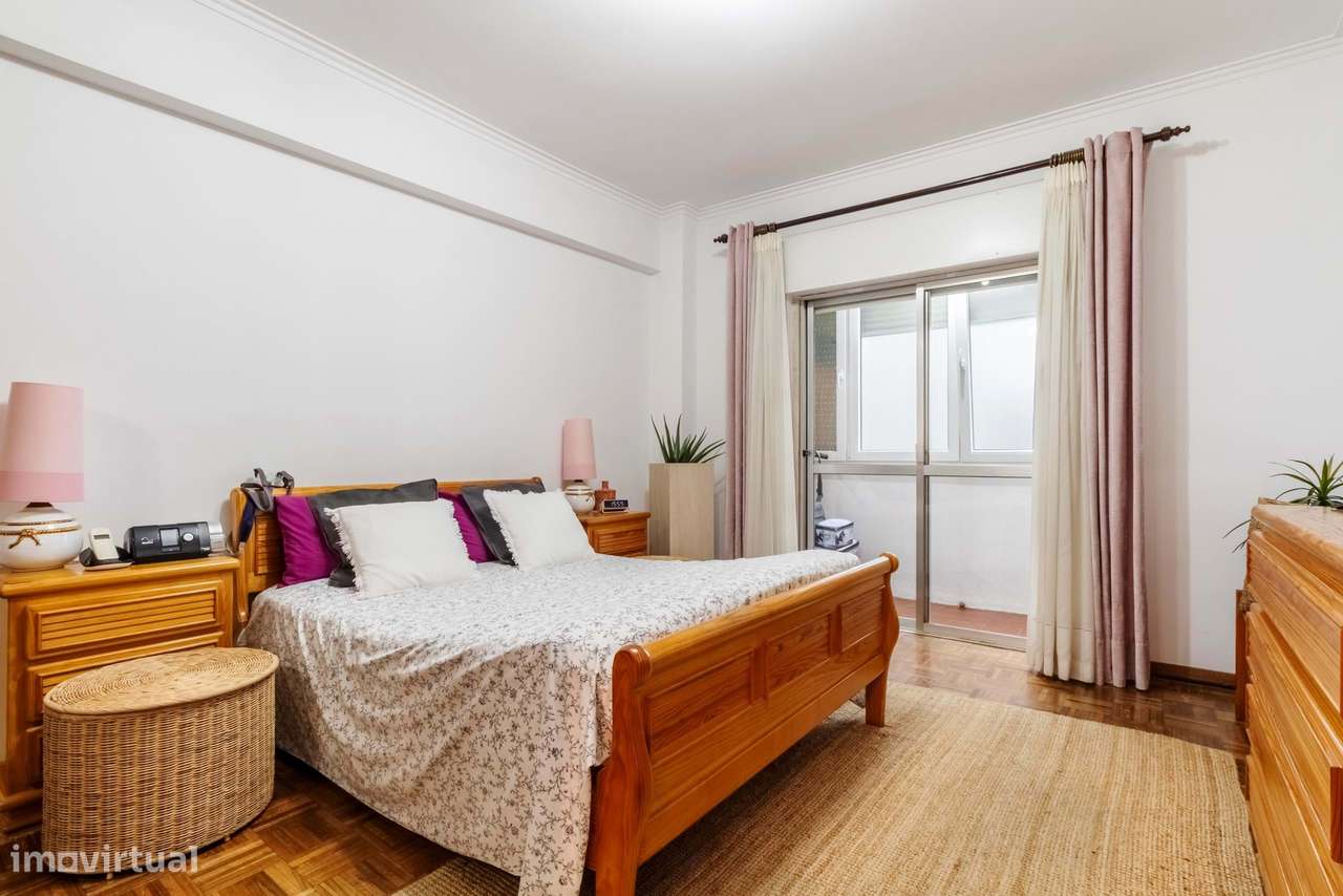 Apartamento T3 em Casal de São Brás, Amadora-18