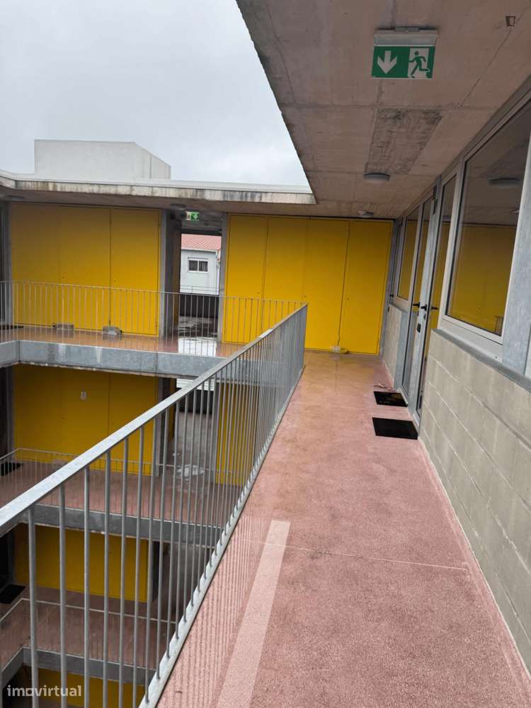 Apartamento com 1 quartos - localizado em Paranhos Porto - Grande imagem: 4/9