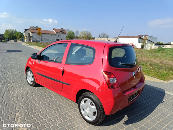 Renault Twingo 1.2 8V Authentique - 12