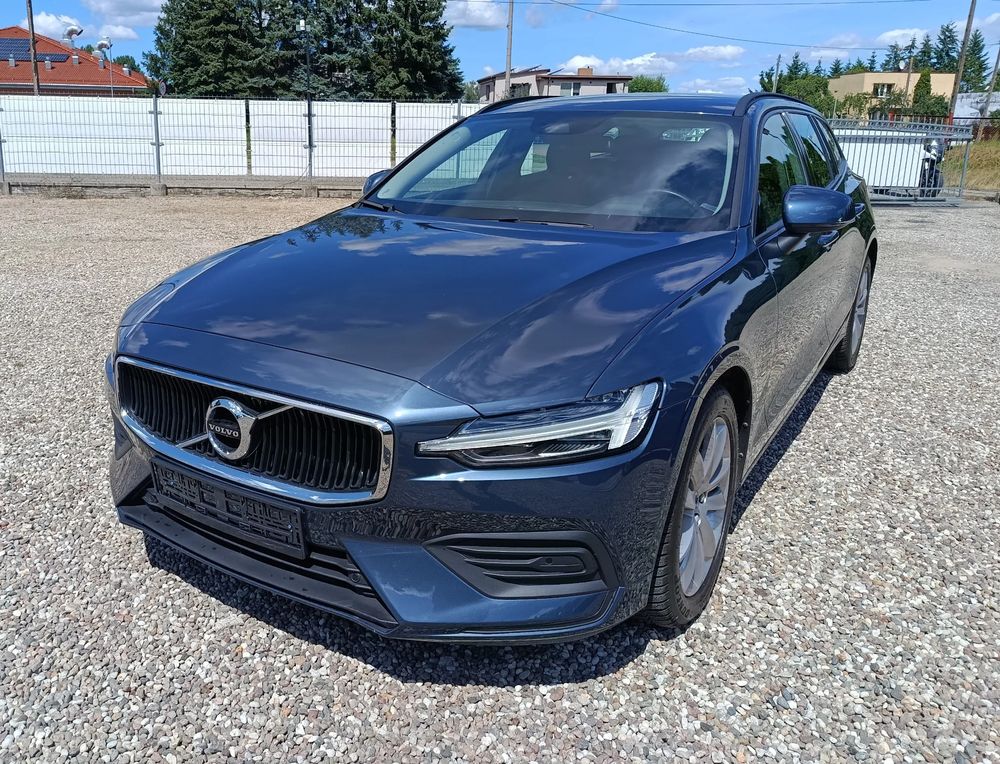 Volvo V60 II (2018- ) B4 D Plus Bright 2022