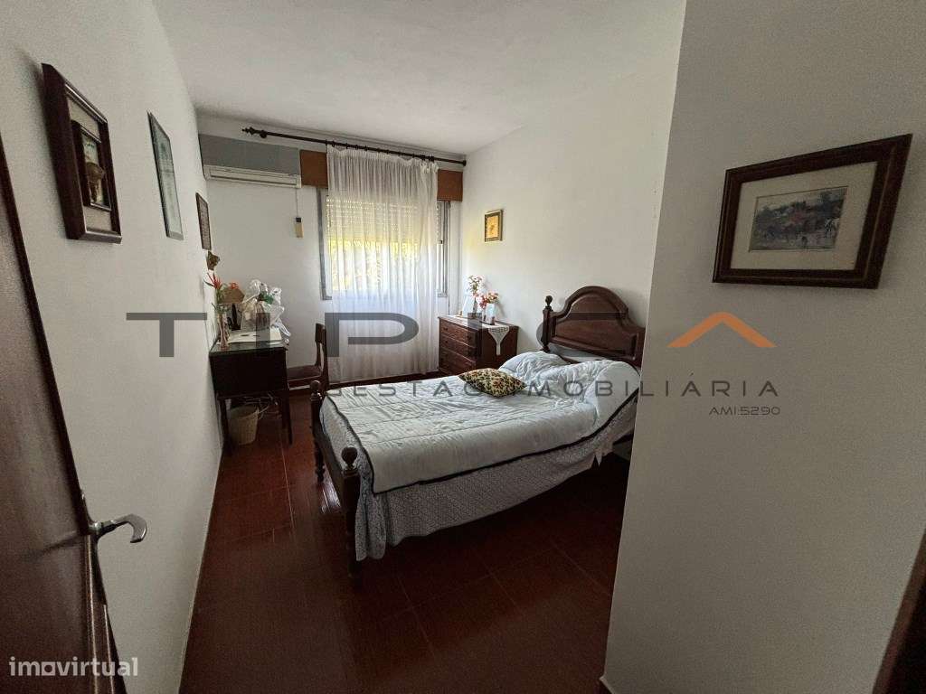 Quintinha com terreno agrícola de 2250 m2-6