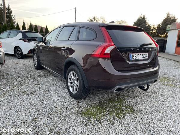 Volvo V60 Cross Country T5 Geartronic Momentum - 15