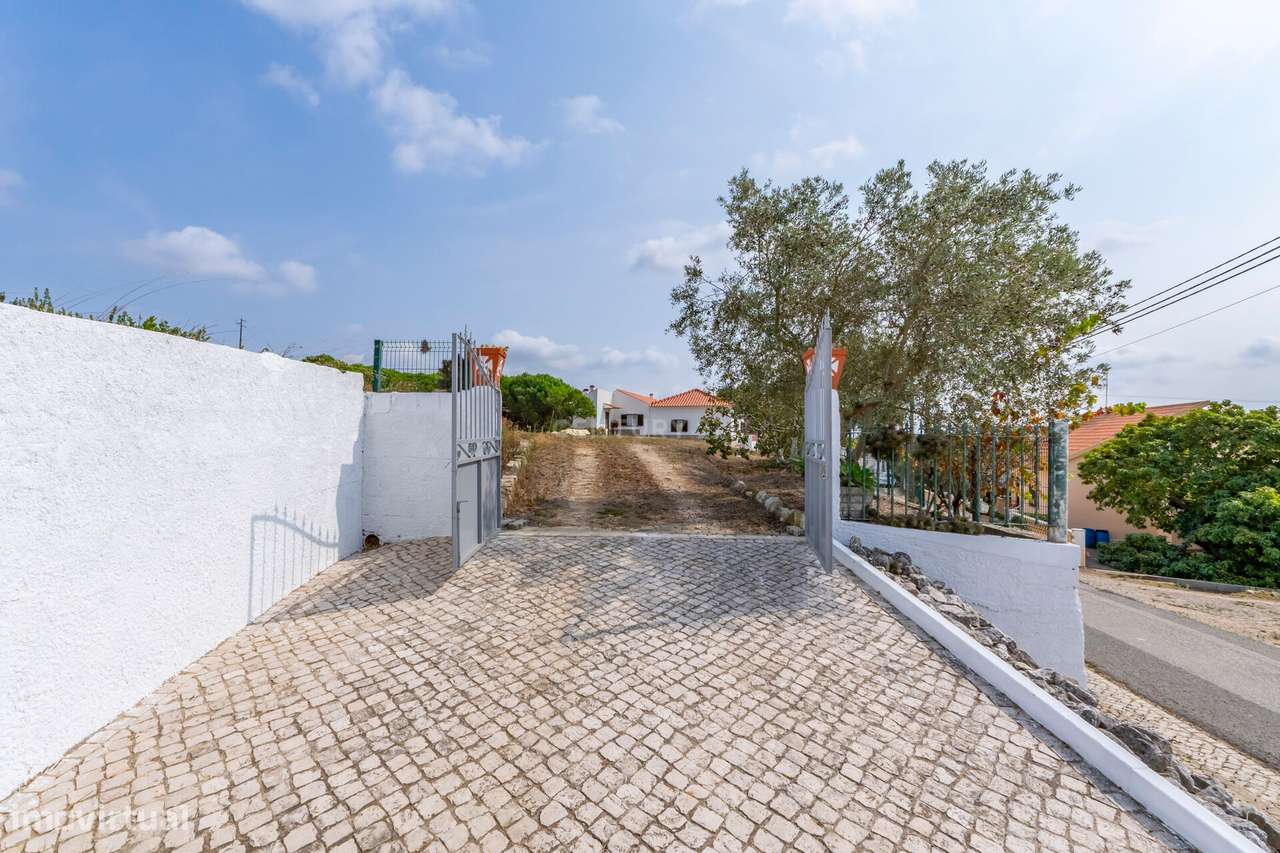 Moradia com Amplo Terreno em Alenquer - Oportunidade Única! - Grande imagem: 5/41