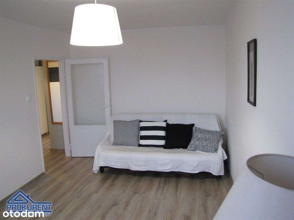 3-pokojowe mieszkanie z dużym balkonem i pieknym widokiem na góry-0