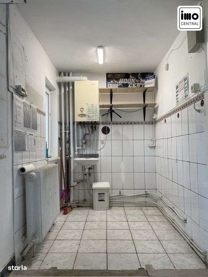 Garsoniera cu autorizatie spatiu comercial la 150m de noua Academie de-3