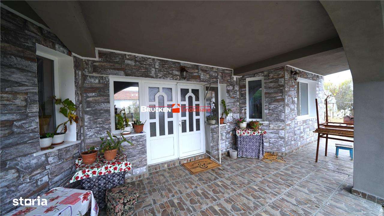 Casa de vanzare in Mihai Bravu - Imagine principală: 4/11