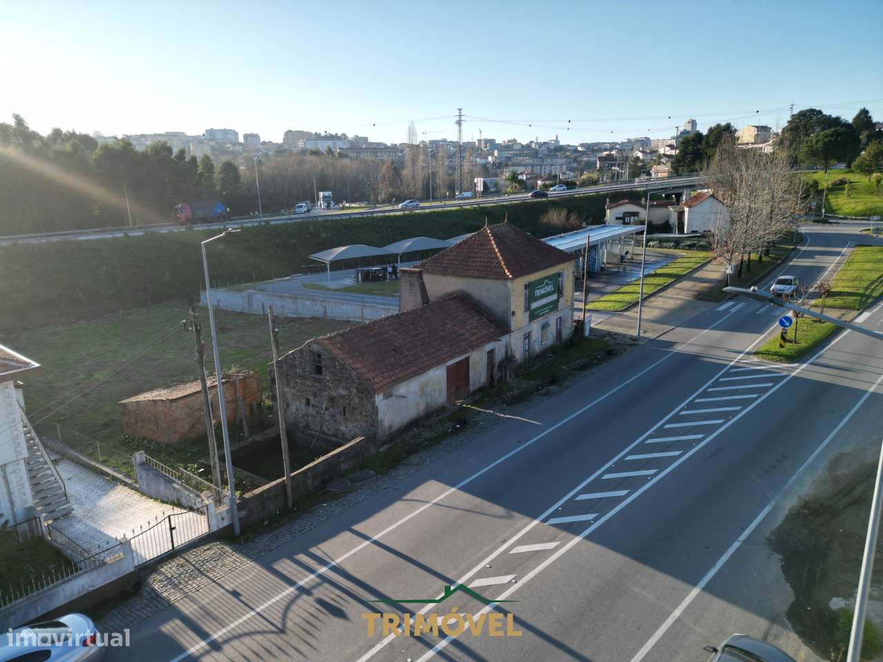 Terreno na Avenida da Liberdade, São João da Madeira - Grande imagem: 4/21