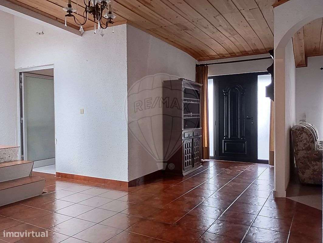 Moradia T3 para venda-5