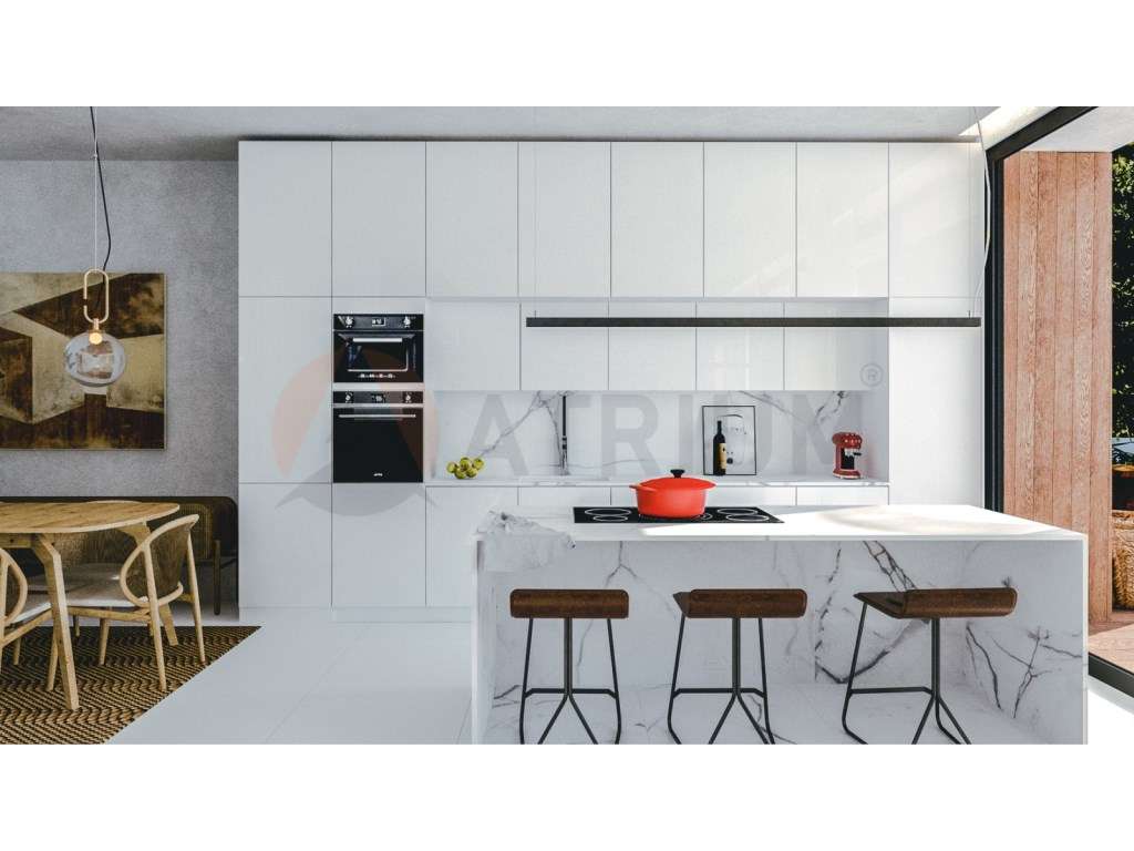 Moradia T4 com dois pisos em Lote com 415 m2 - Grande imagem: 4/20