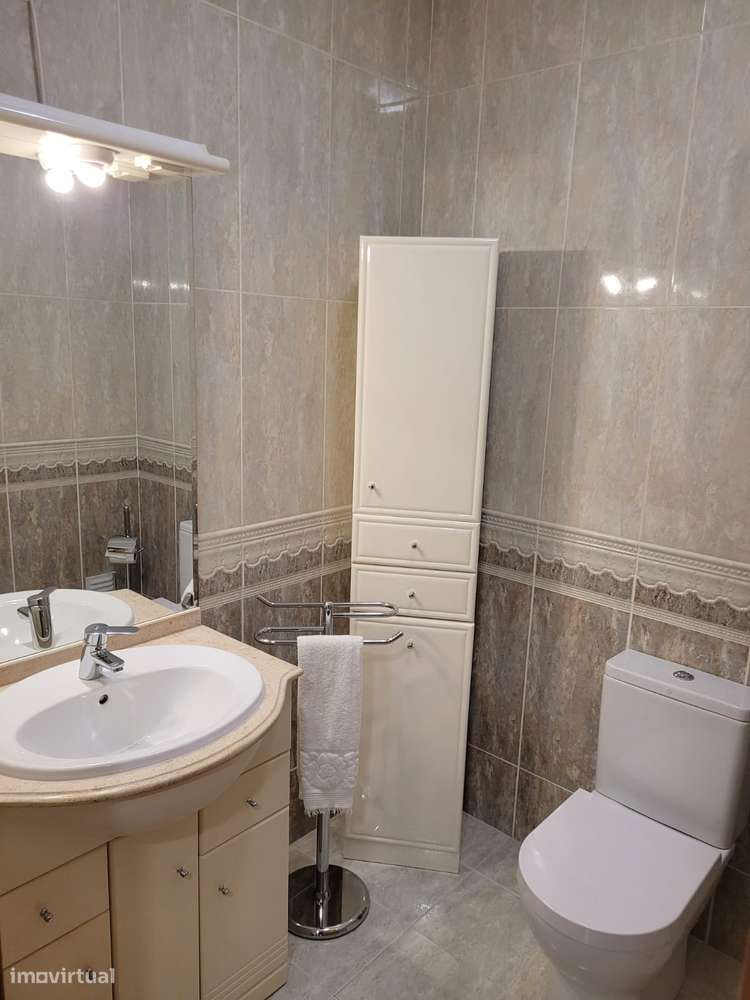 Excelente Apartamento T4-26