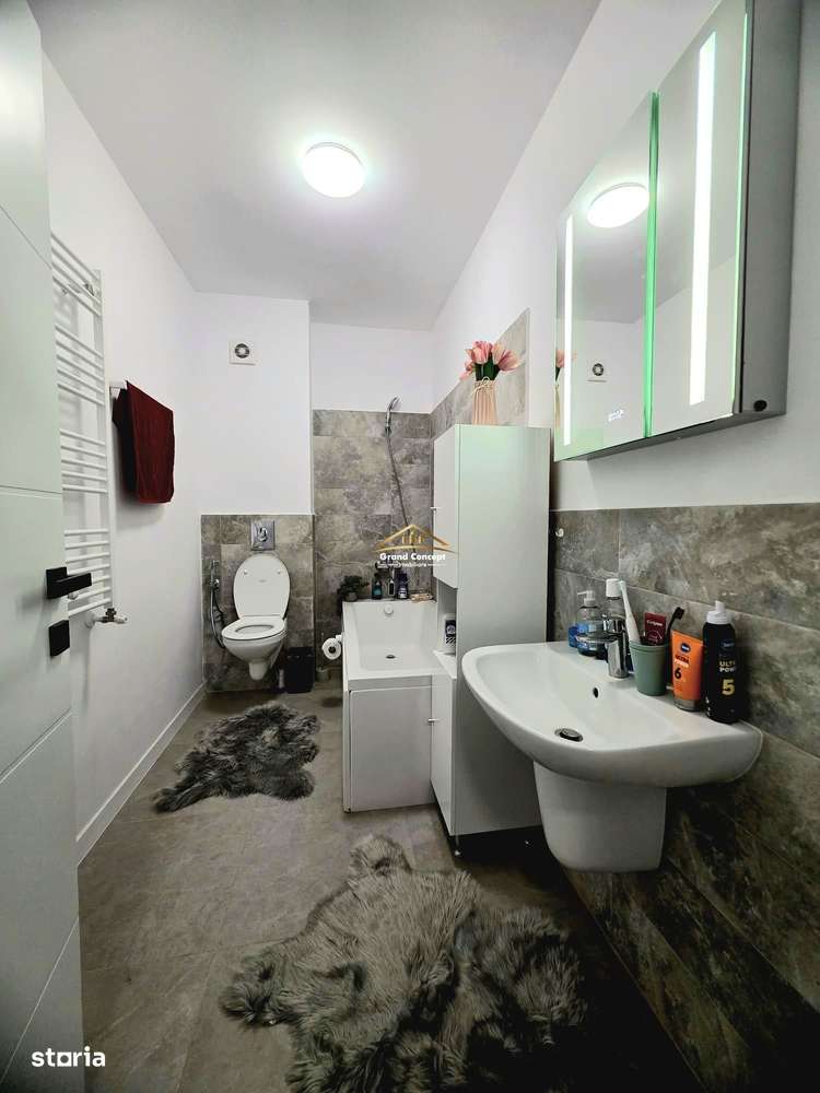 Apartament 2 camere, Aroneanu, 43 mp  Moara de Vânt,  €98000 cod 11086-3