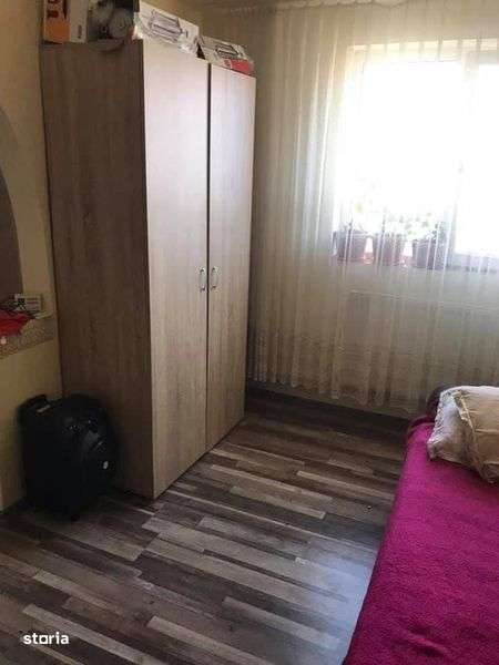 Vând apartament in gherla  pret negociabil - Imagine principală: 4/8