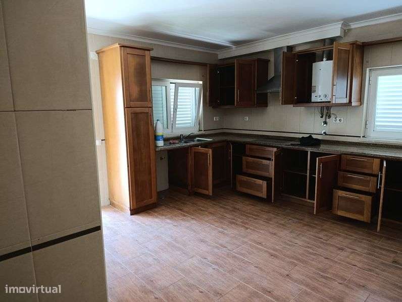 Aluga-se Casa em Azeitão - Grande imagem: 4/10