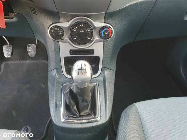 Ford Fiesta 1.25 Ambiente - 20