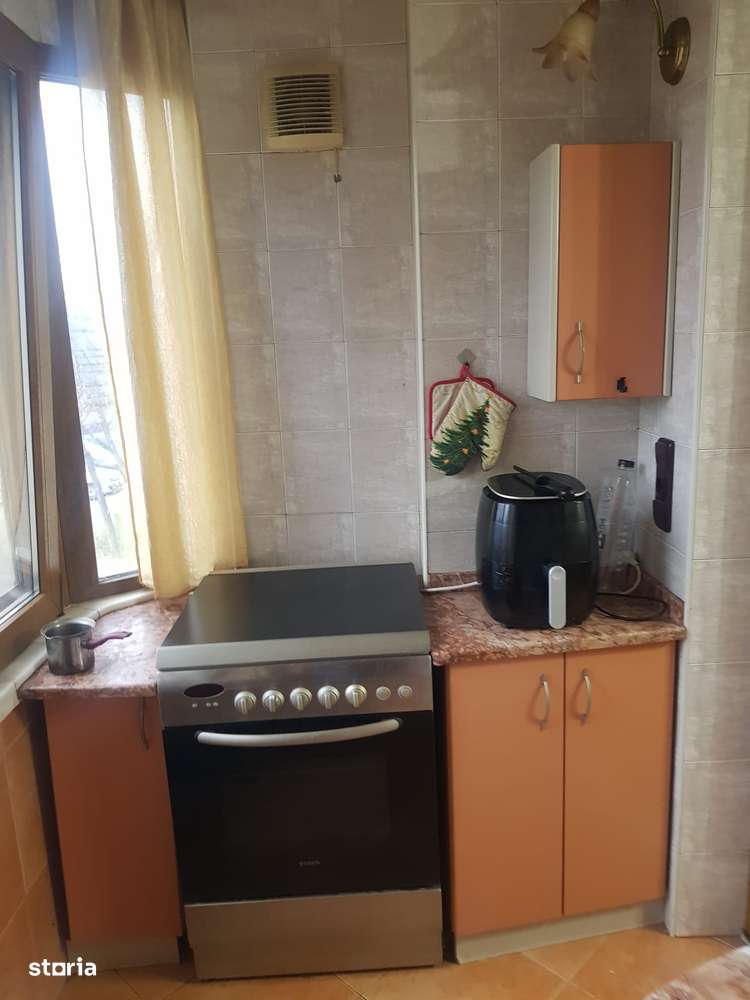 Ap.2 cam. C et1/8,Nufărului,58mp utili,dublă orientare,mobilat,utilat - Imagine principală: 4/13