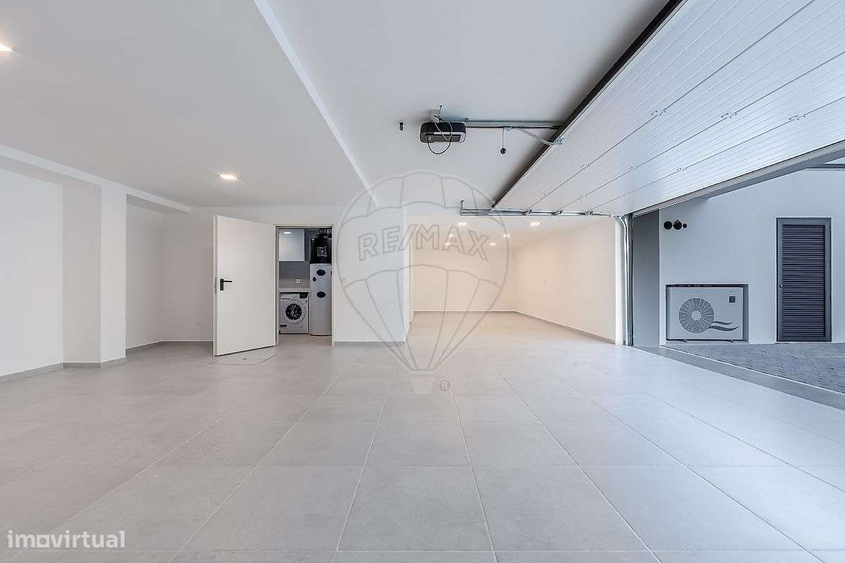 Moradia T5 para venda-39