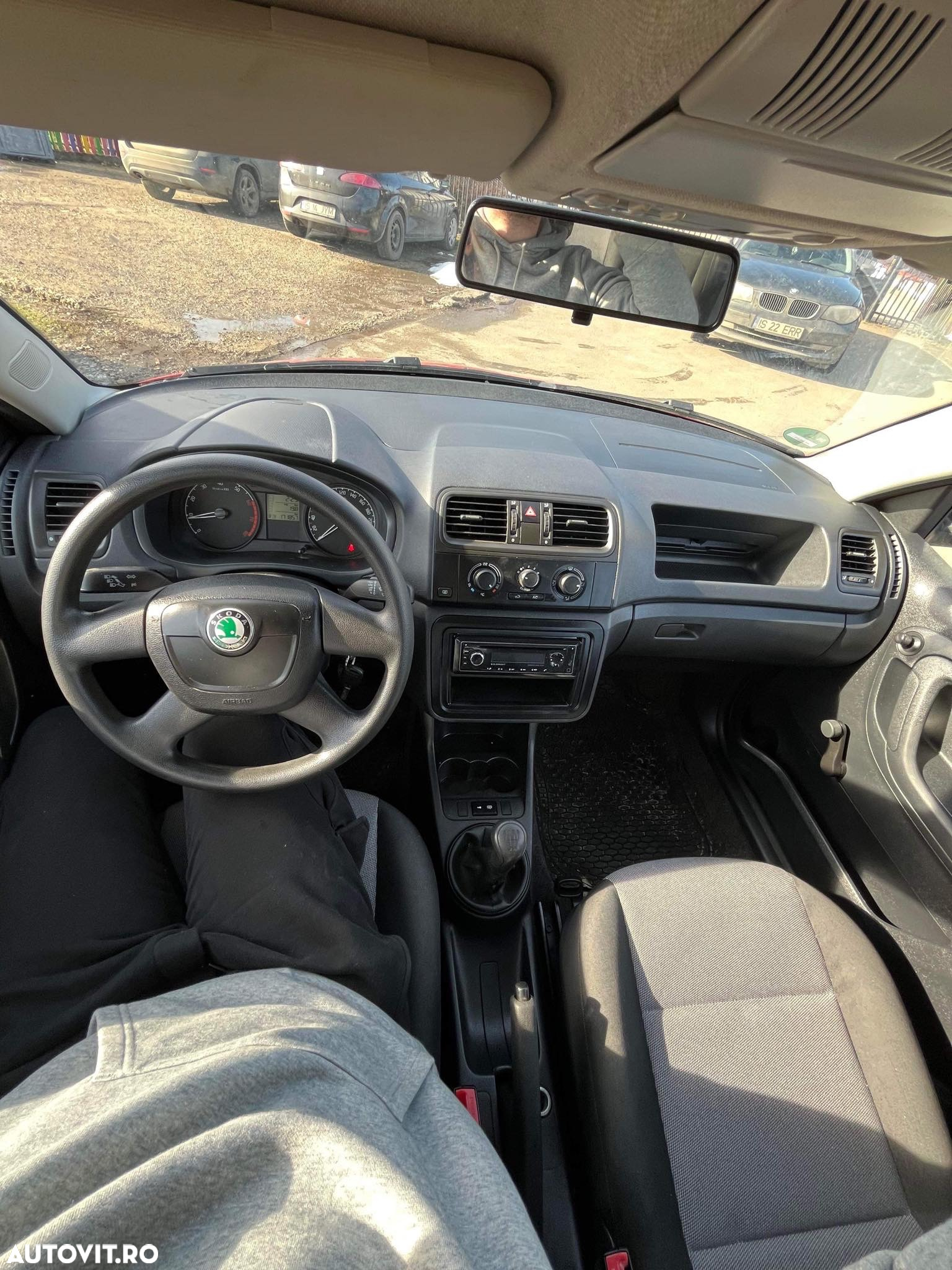 Skoda Fabia 1.2 HTP Ambiente - 4