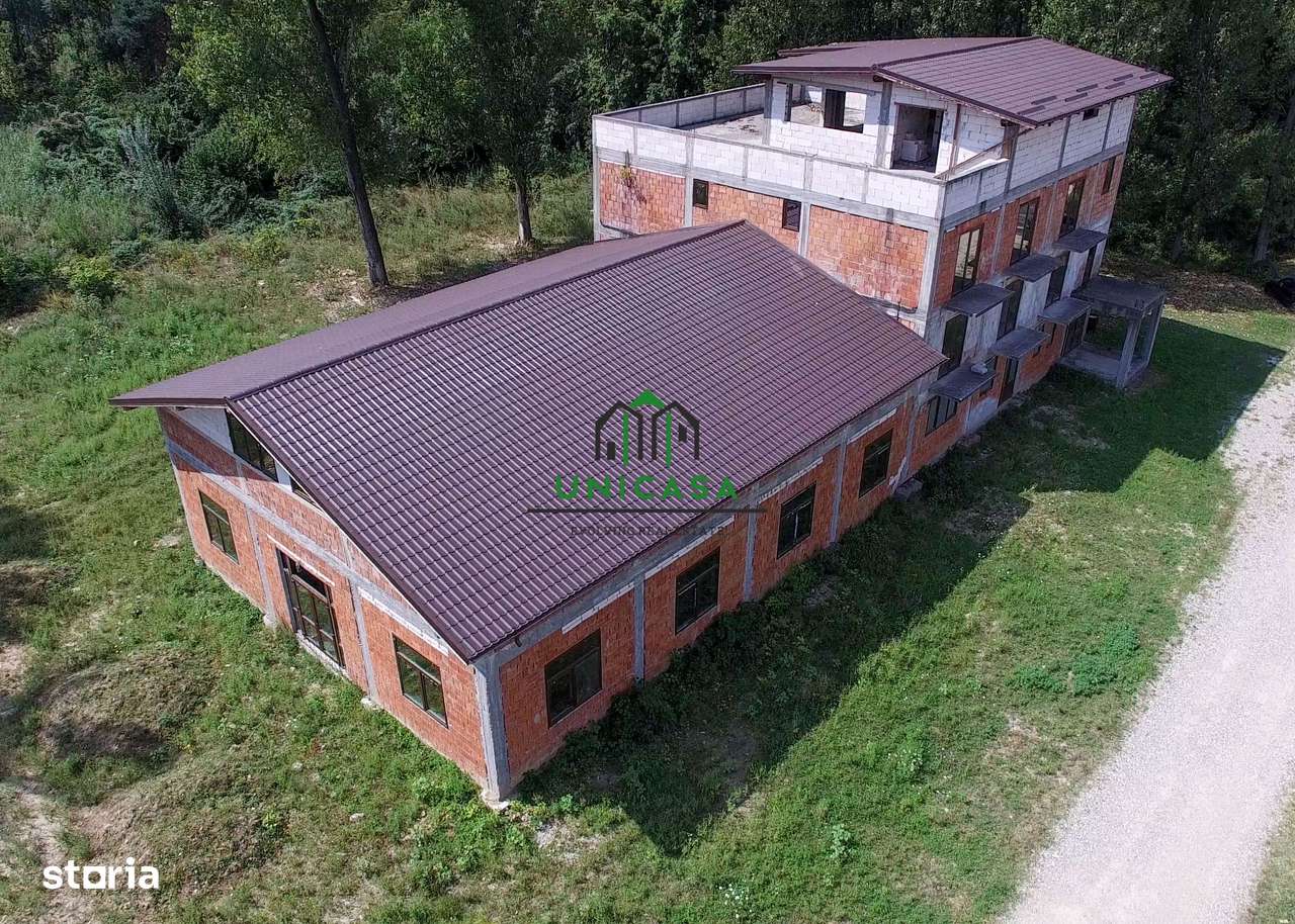 Pensiune de Vânzare cu Priveliște Panoramică către Râul Olt - Imagine principală: 3/10