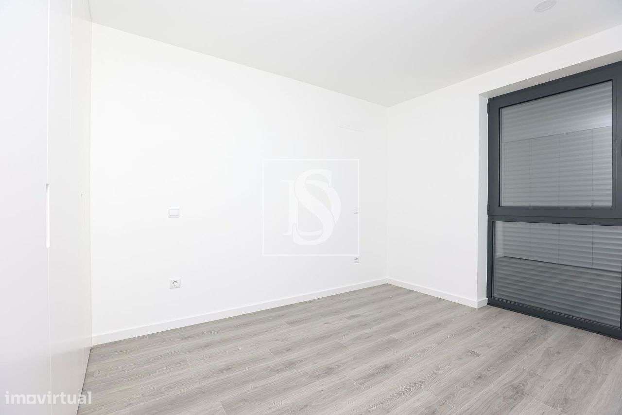 T3 c/ NOVO c/ 115 m² + Lugar de Garagem | Junto ao IPCA-24