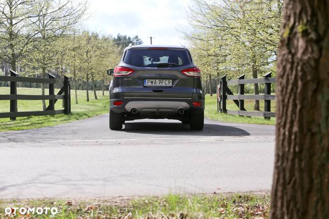 Ford Kuga 2.0 TDCi AWD Titanium - 5