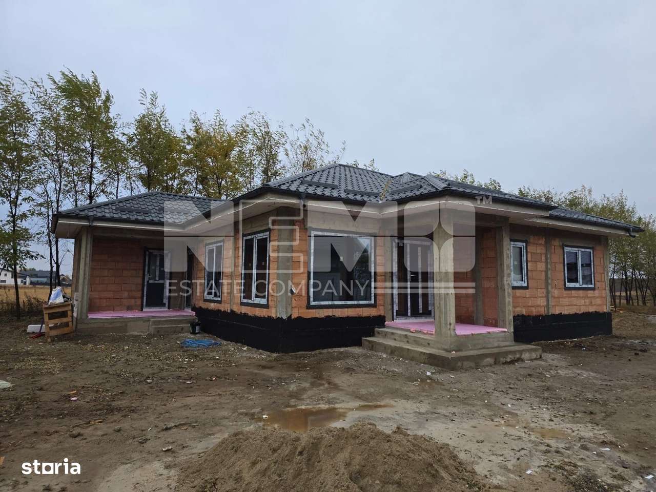 Casa de Vanzare 7 Ari teren I Suceava/Moara Nica I 175.000 Euro - Imagine principală: 4/6