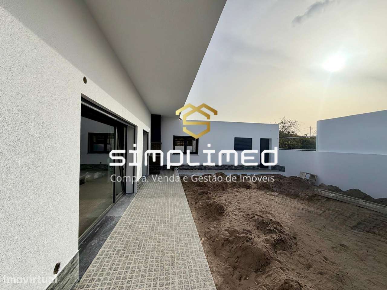 Moradia Isolada Térrea T4  Fernão Ferro  (CF)-6